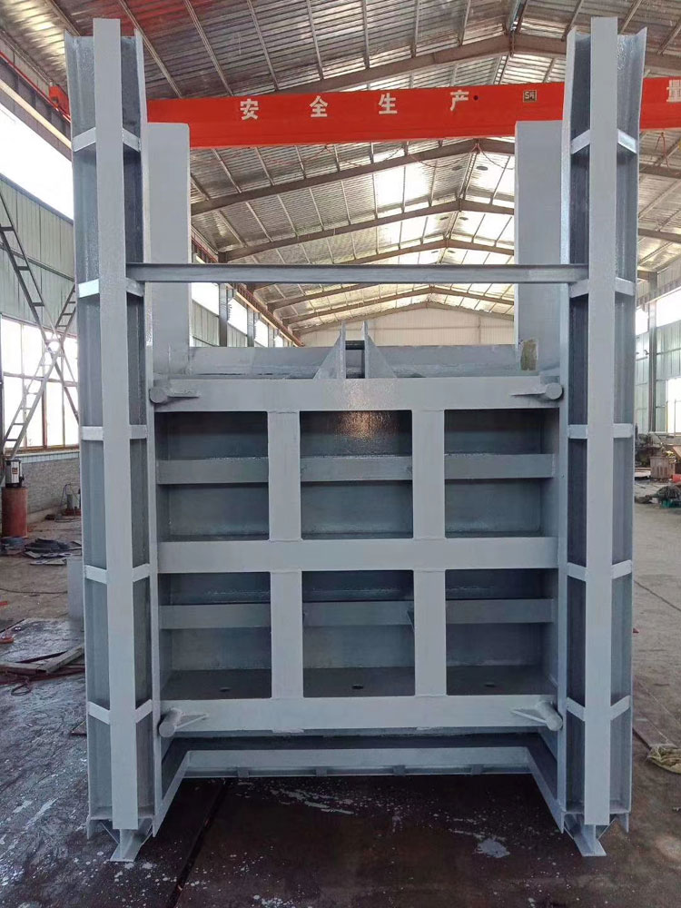 Flat Sliding steel gate