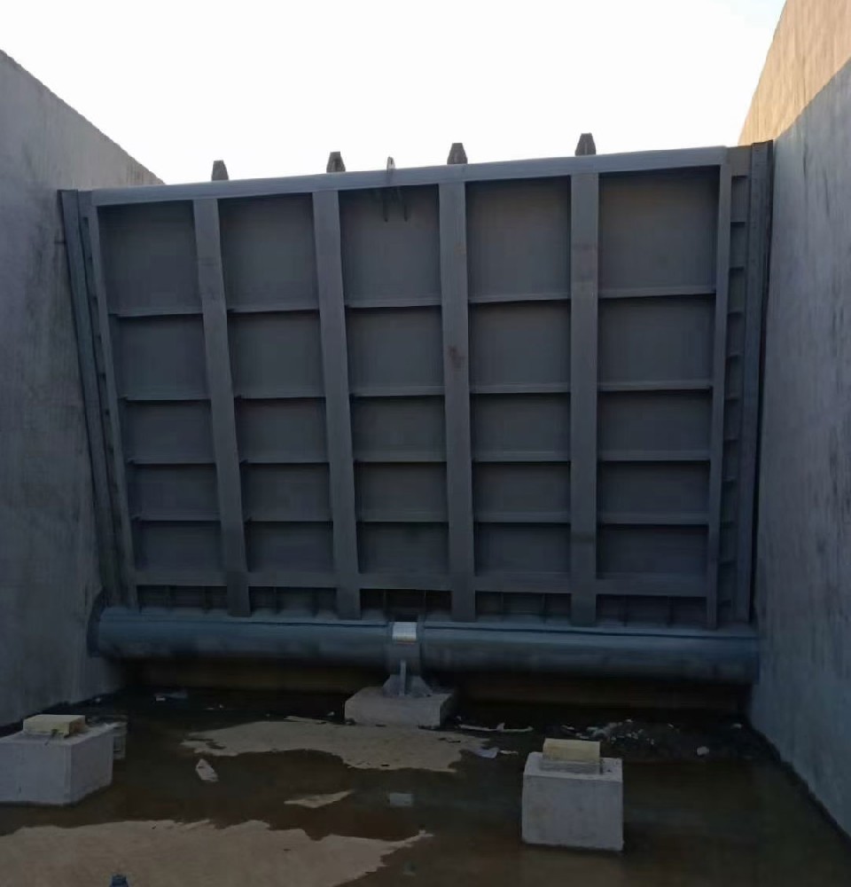 Hydraulic steel dam