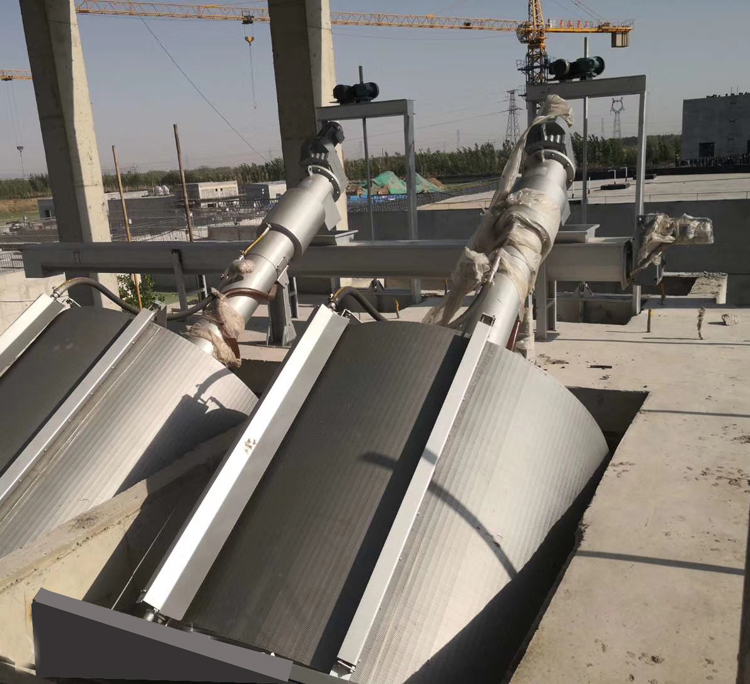 Drum type cleaning machine