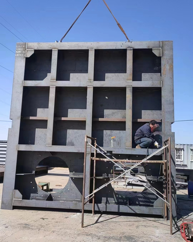 Flat Sliding steel gate