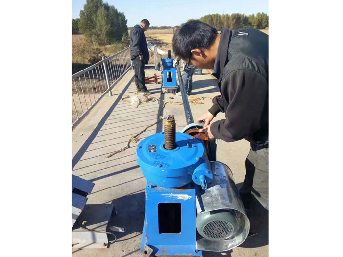 Engineering case